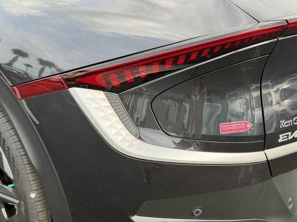2026 Kia EV6 Light