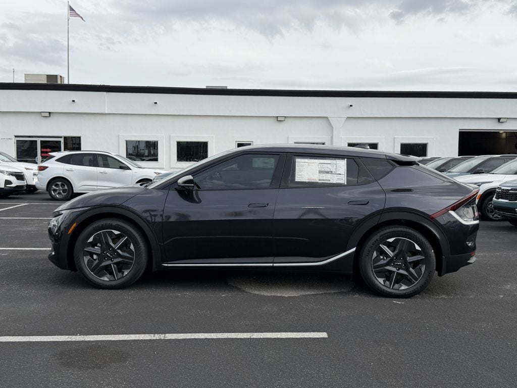 2026 Kia EV6 Light