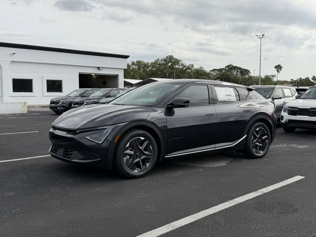2026 Kia EV6 Light