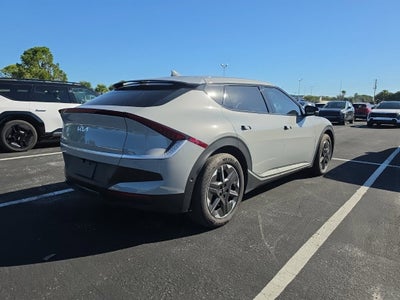 2025 Kia EV6 Light