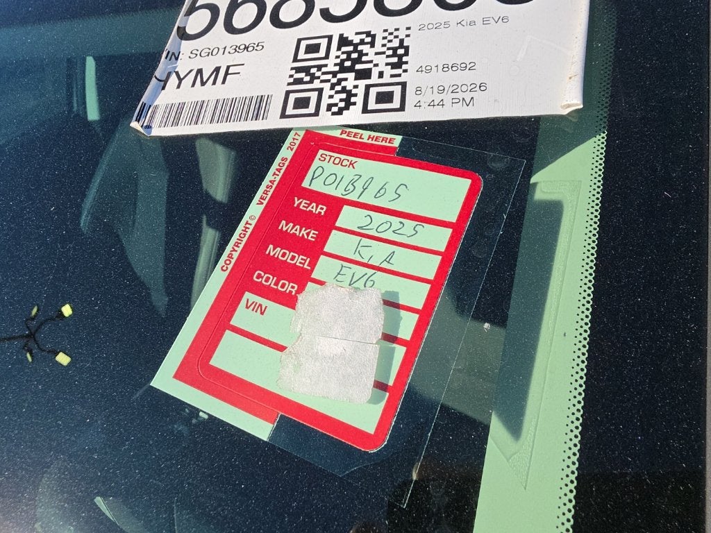 2025 Kia EV6 Light