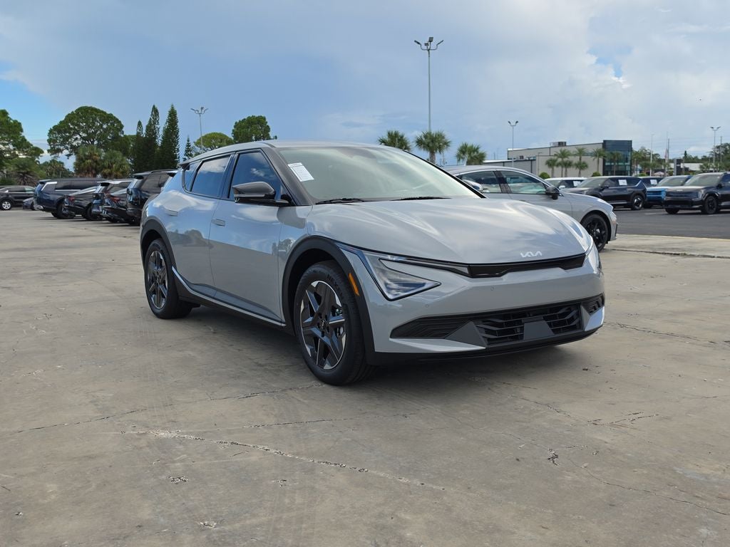 2026 Kia EV6 Light