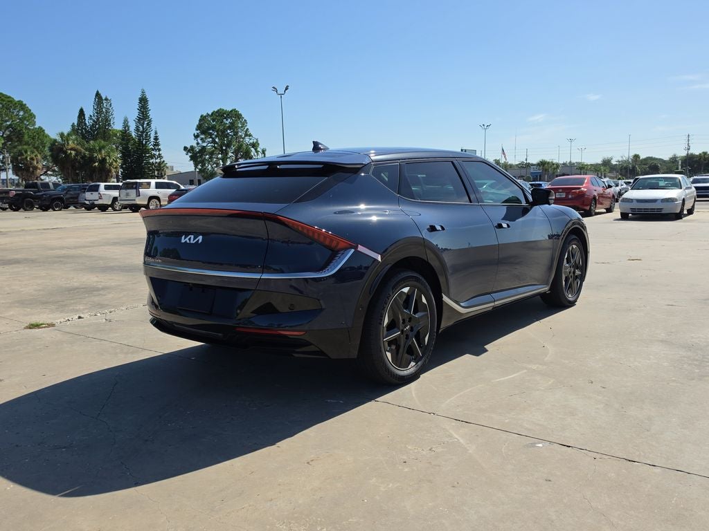 2026 Kia EV6 Wind