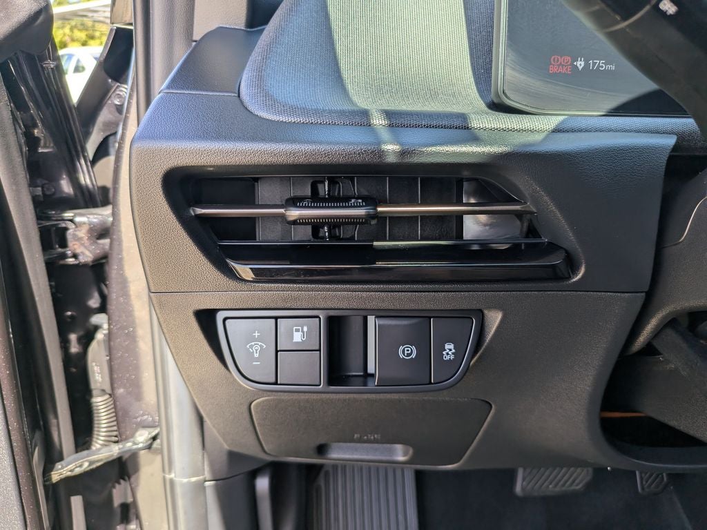 2025 Kia EV6 Light