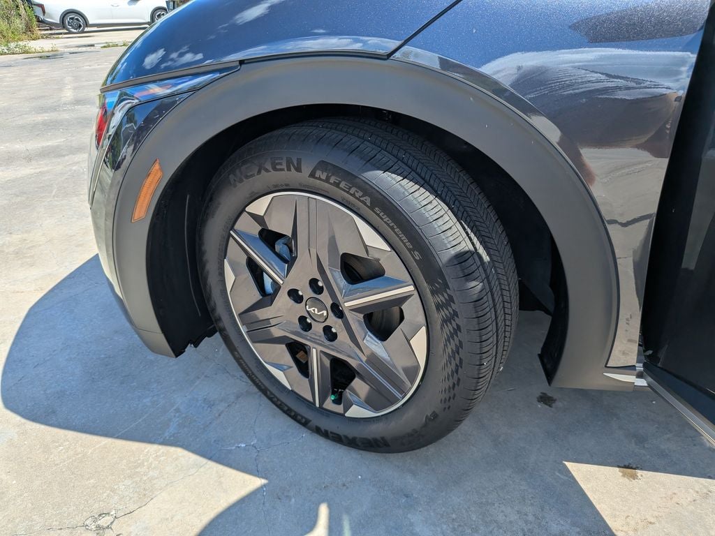 2025 Kia EV6 Light