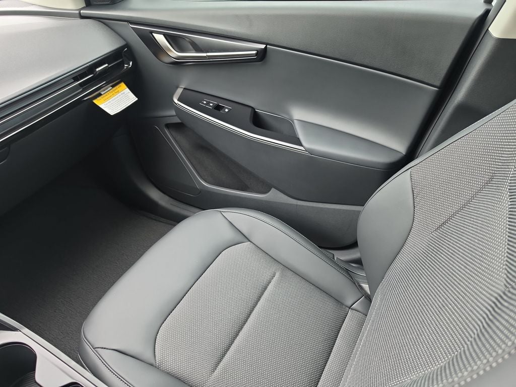 2026 Kia EV6 Light