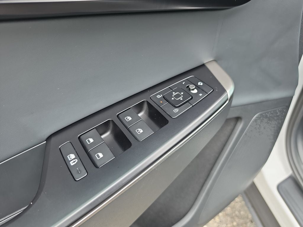 2026 Kia EV6 Light