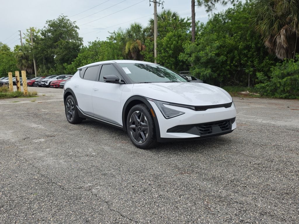 2026 Kia EV6 Light