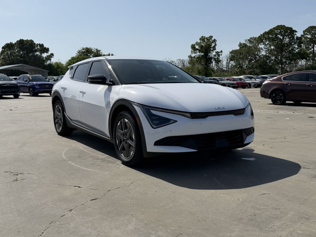2026 Kia EV6 Light