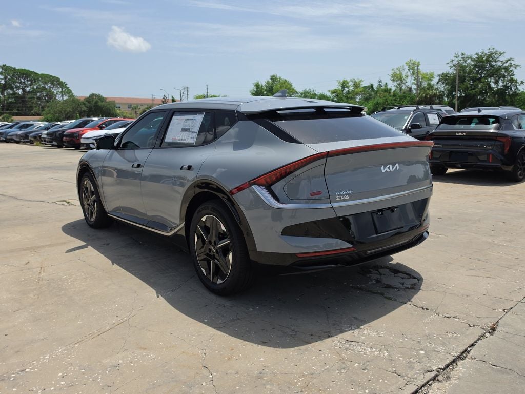 2026 Kia EV6 Wind