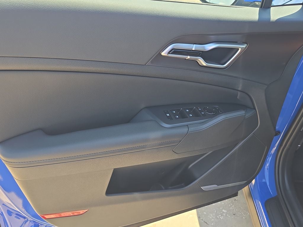 2027 Kia Sportage EX