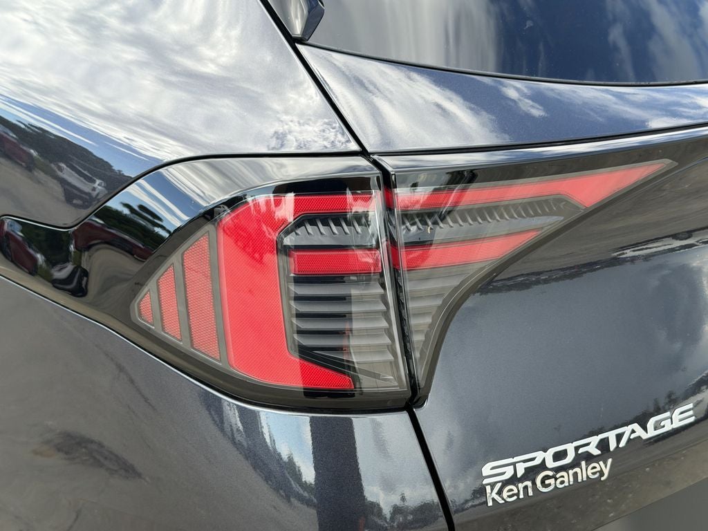 2027 Kia Sportage EX