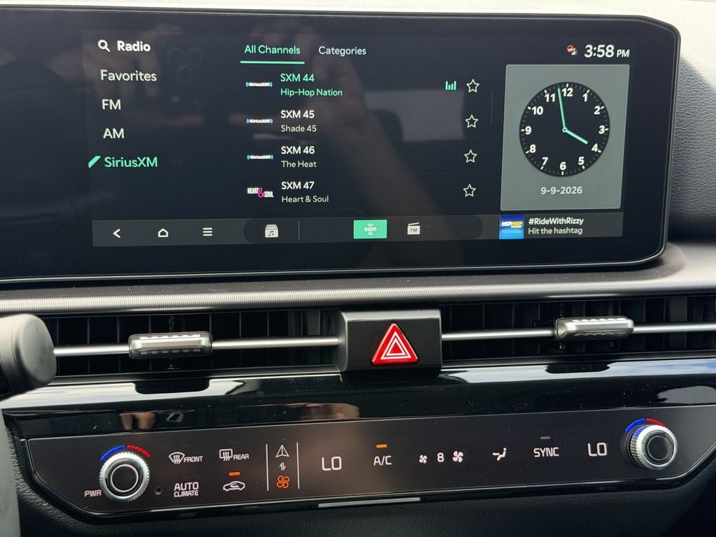 2027 Kia Sportage EX