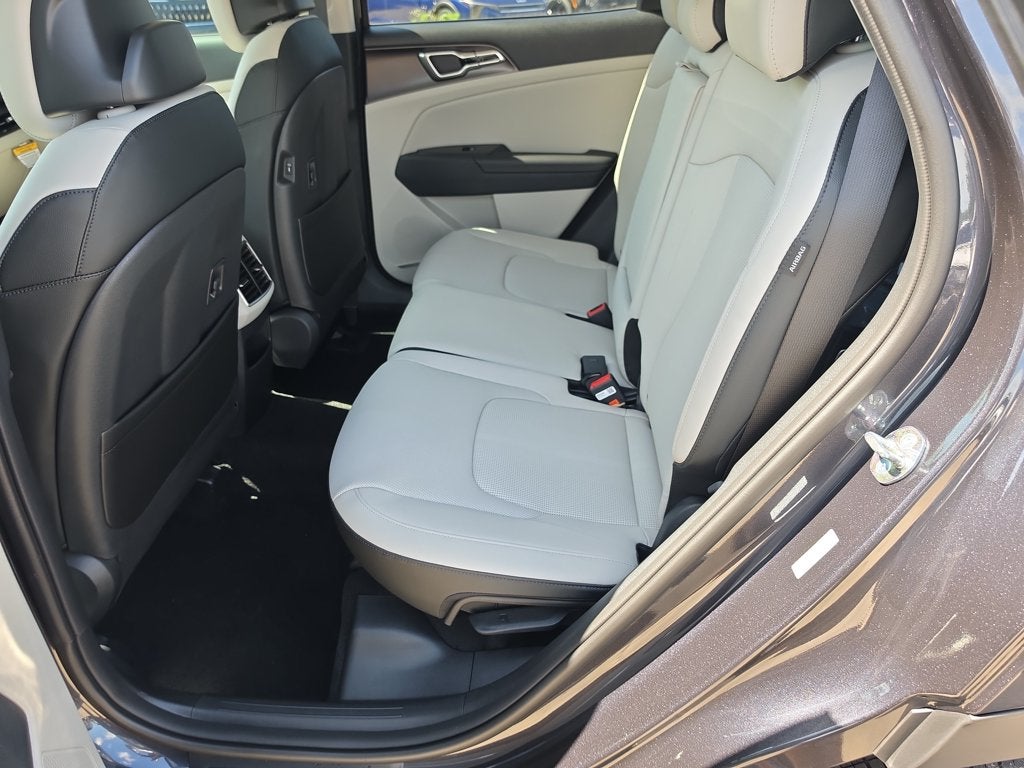 2027 Kia Sportage EX