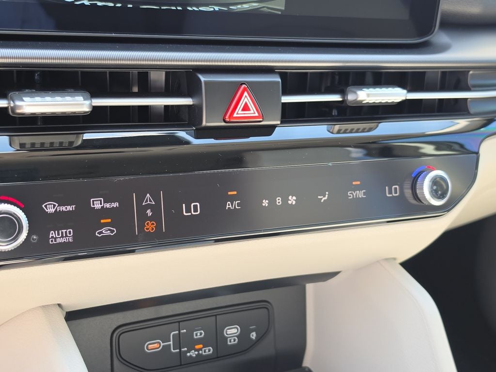 2027 Kia Sportage EX