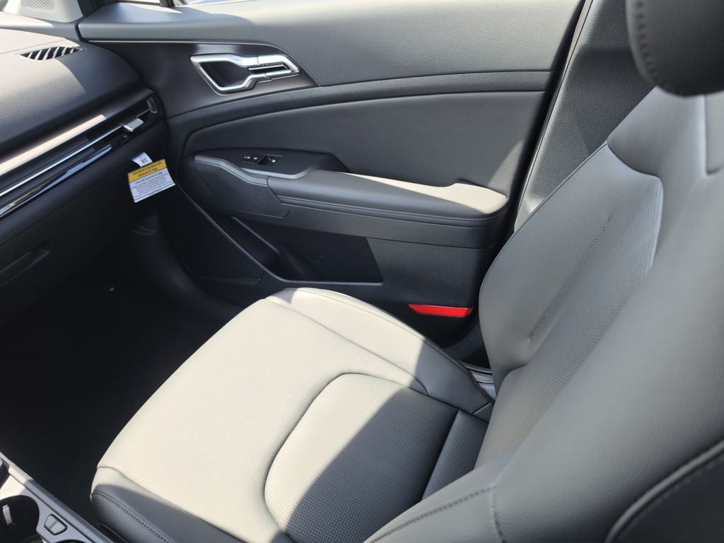 2027 Kia Sportage EX