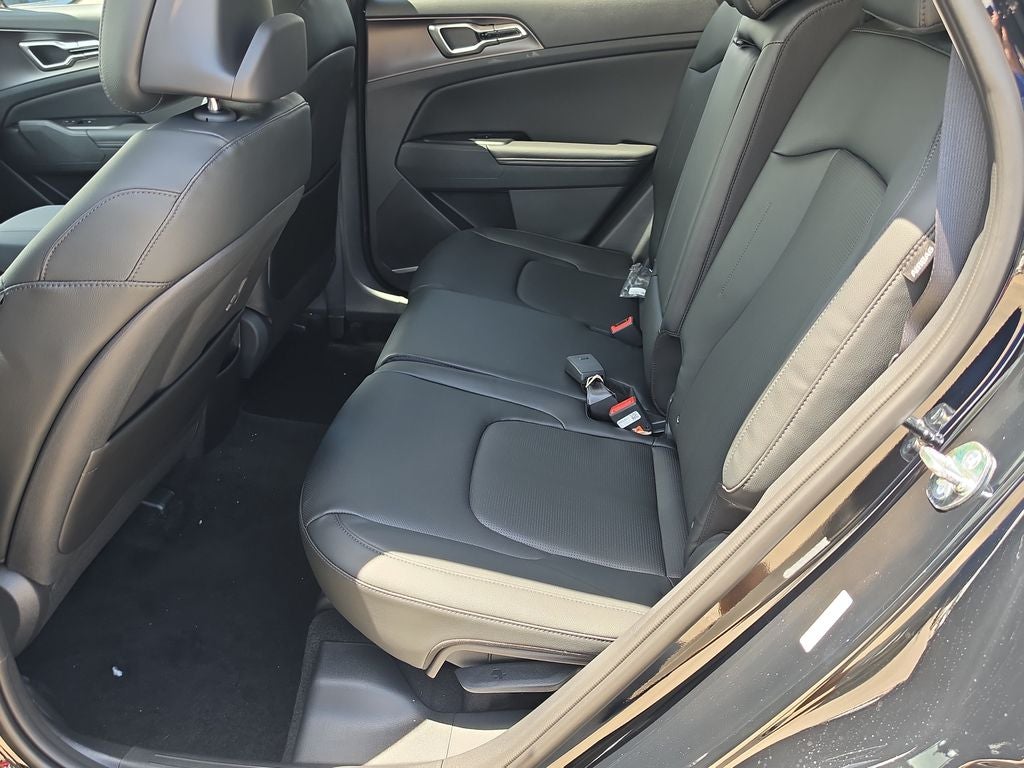 2027 Kia Sportage EX
