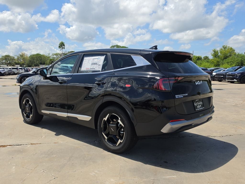 2027 Kia Sportage EX