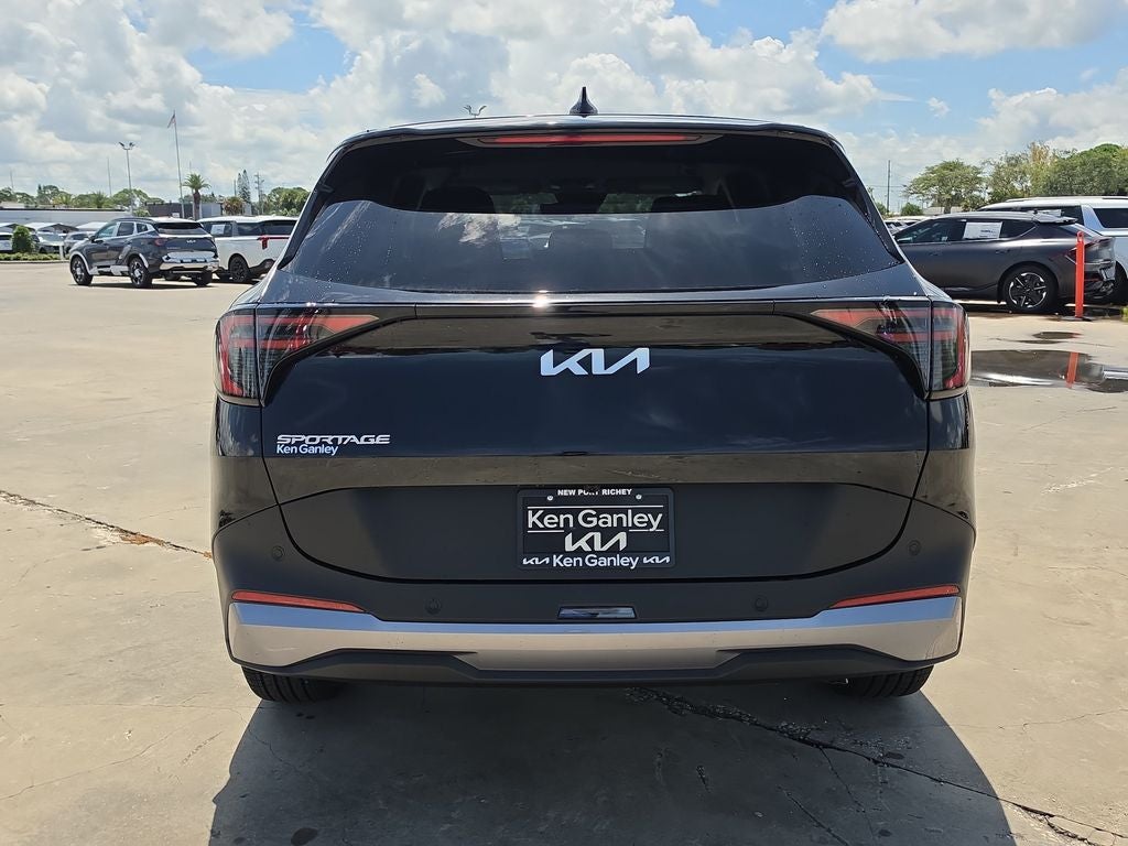 2027 Kia Sportage EX
