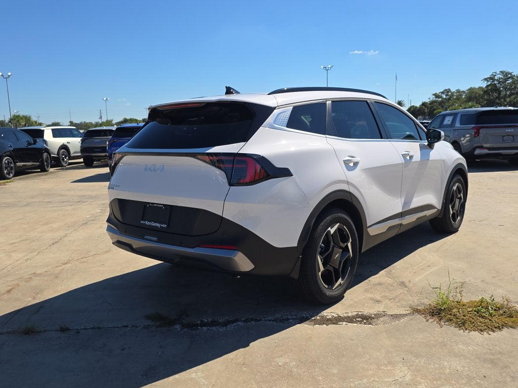 2027 Kia Sportage EX