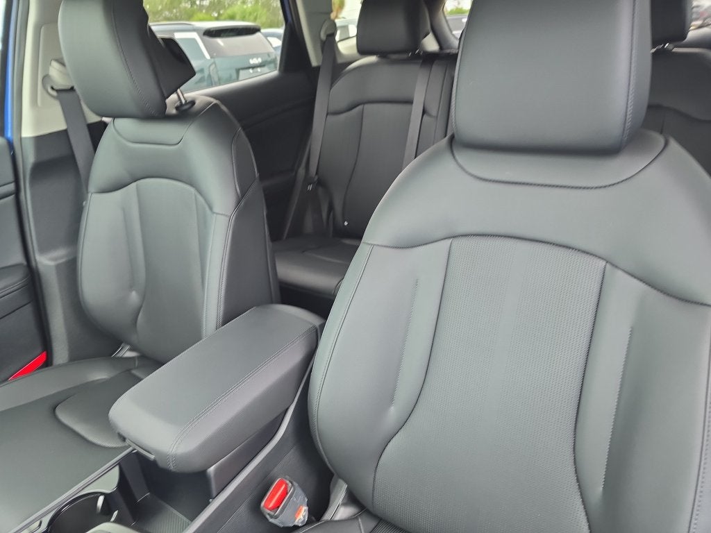 2027 Kia Sportage EX