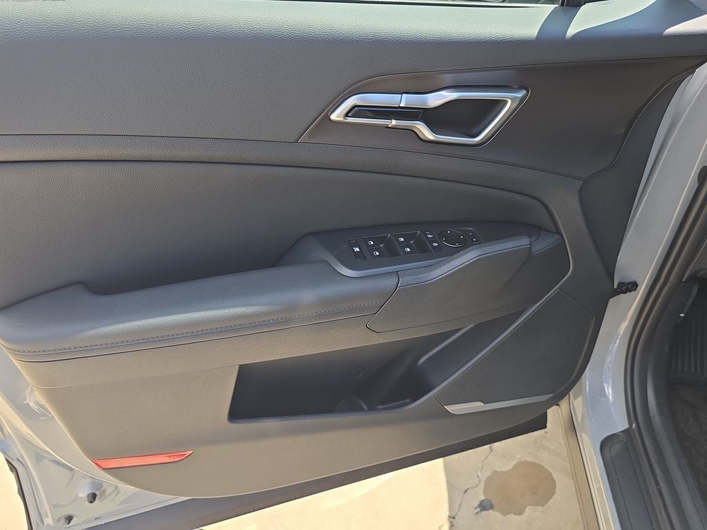 2027 Kia Sportage EX