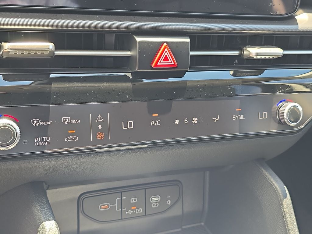 2027 Kia Sportage EX