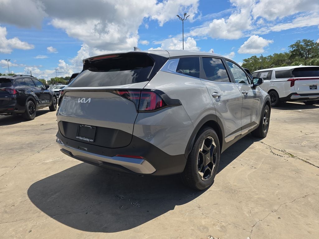 2027 Kia Sportage EX