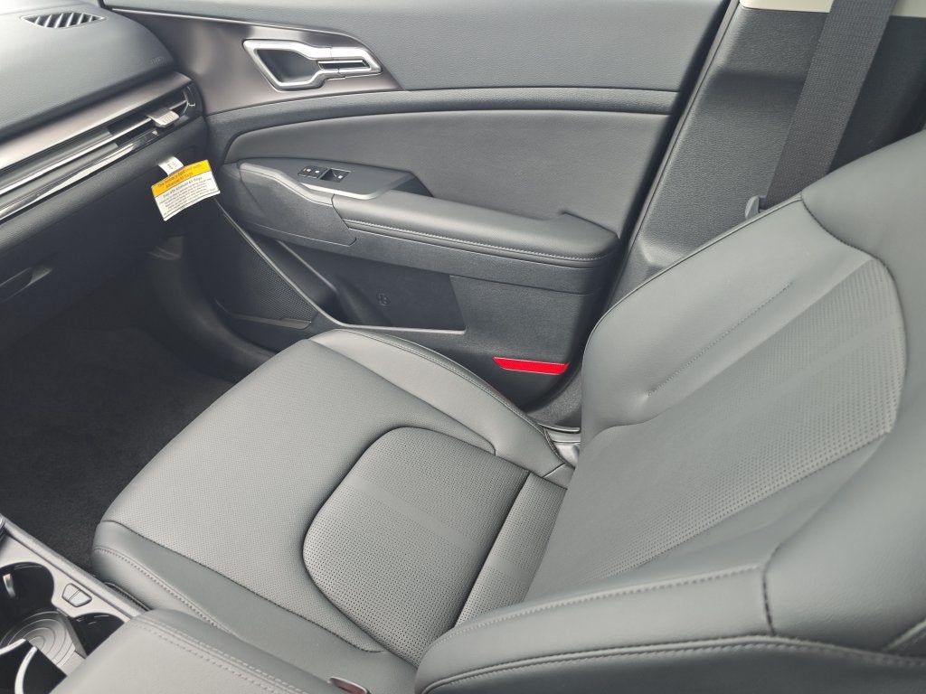 2027 Kia Sportage EX