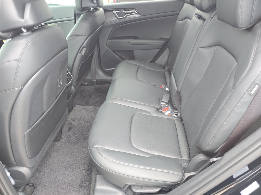 2027 Kia Sportage EX