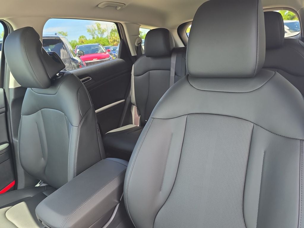 2027 Kia Sportage EX