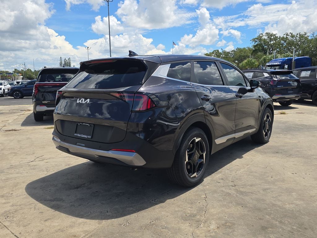 2027 Kia Sportage EX