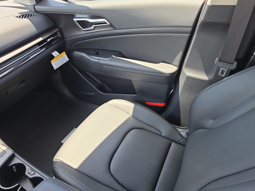 2027 Kia Sportage EX