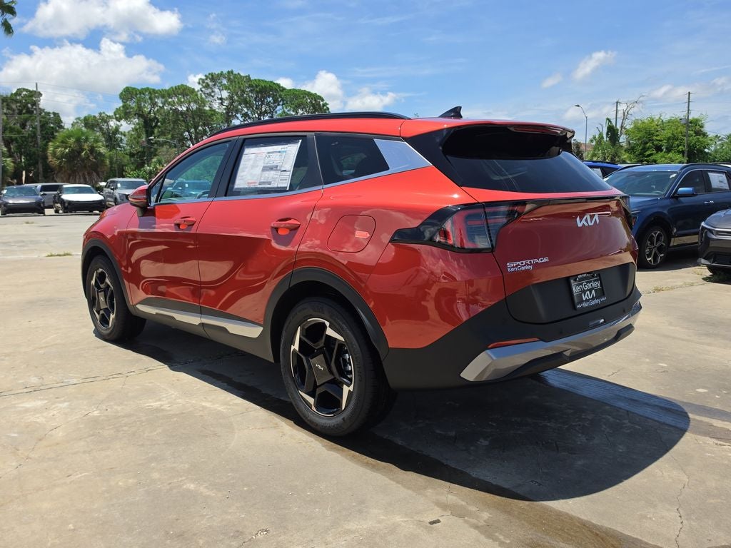 2027 Kia Sportage EX