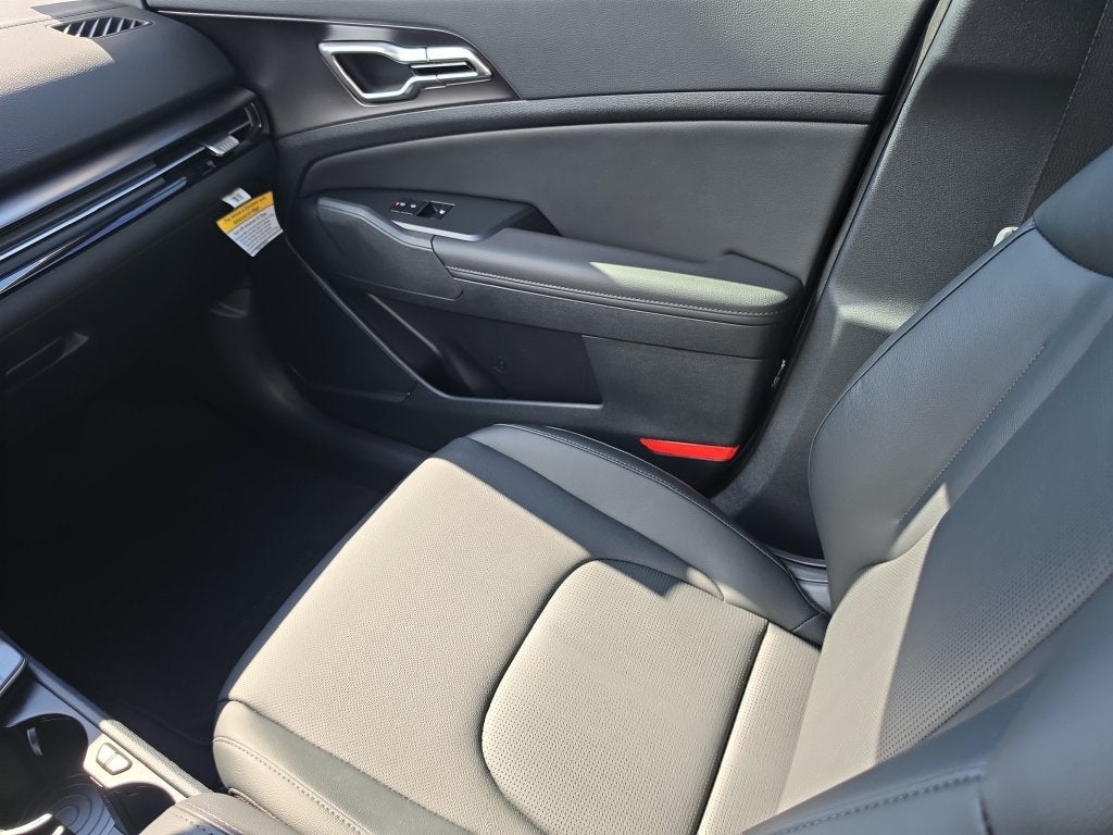 2027 Kia Sportage EX