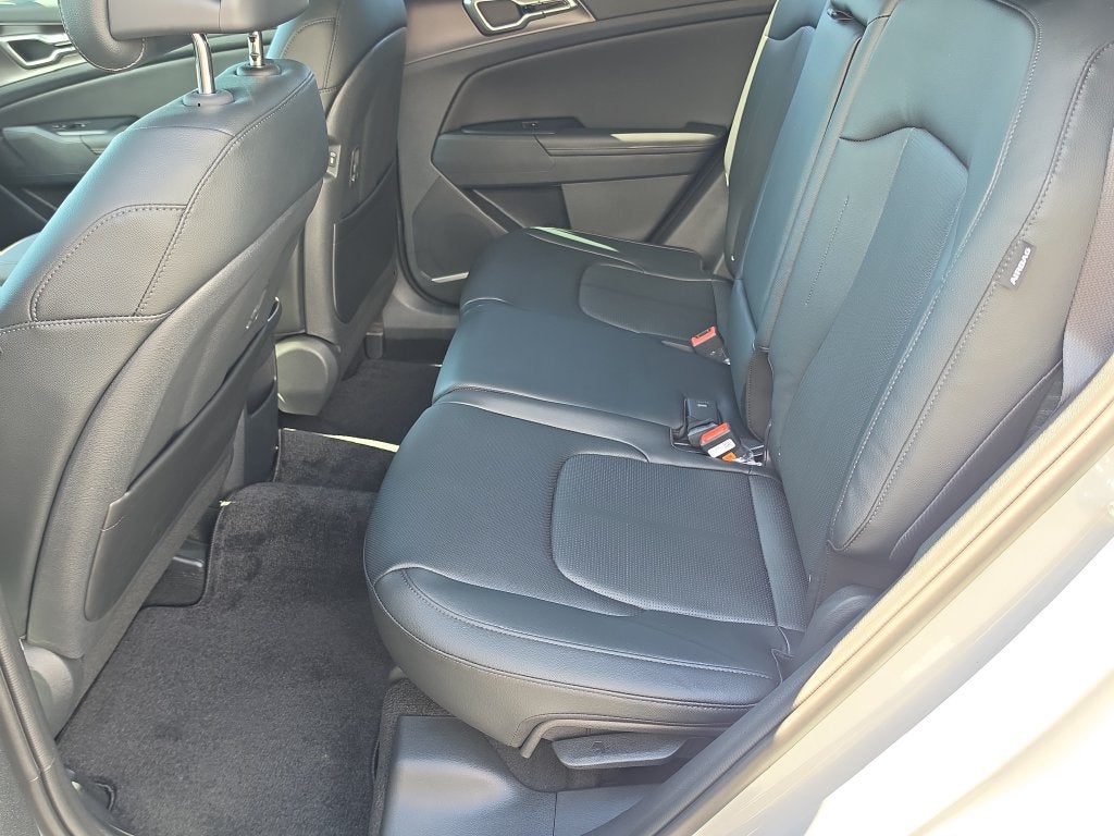 2027 Kia Sportage EX