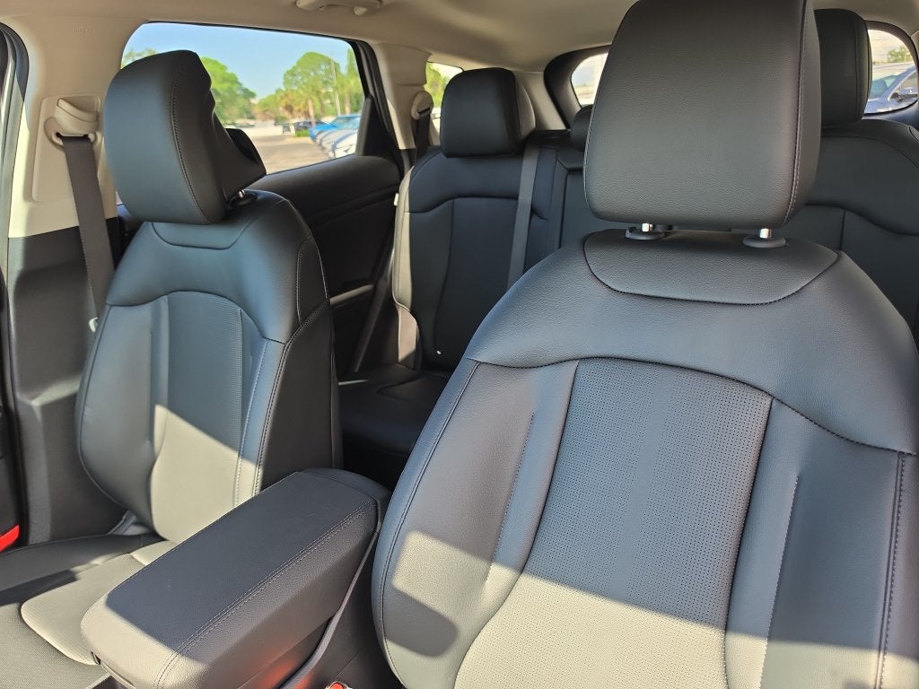 2027 Kia Sportage EX