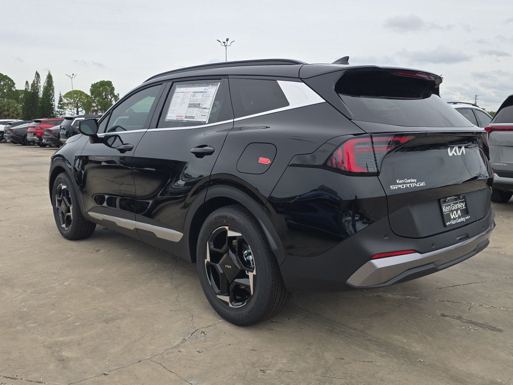 2027 Kia Sportage EX