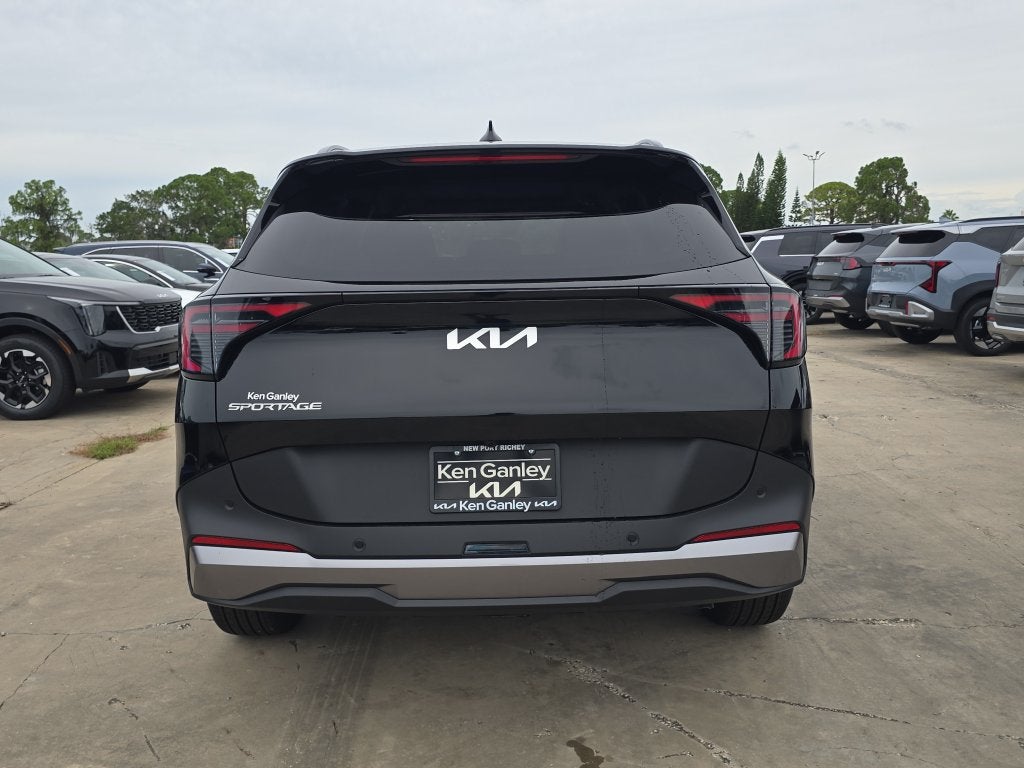 2027 Kia Sportage EX