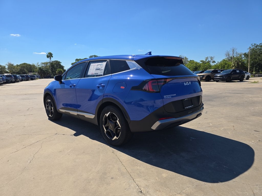 2027 Kia Sportage EX