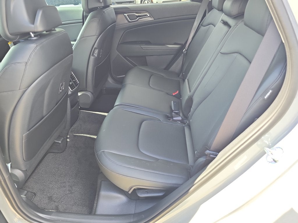 2027 Kia Sportage EX
