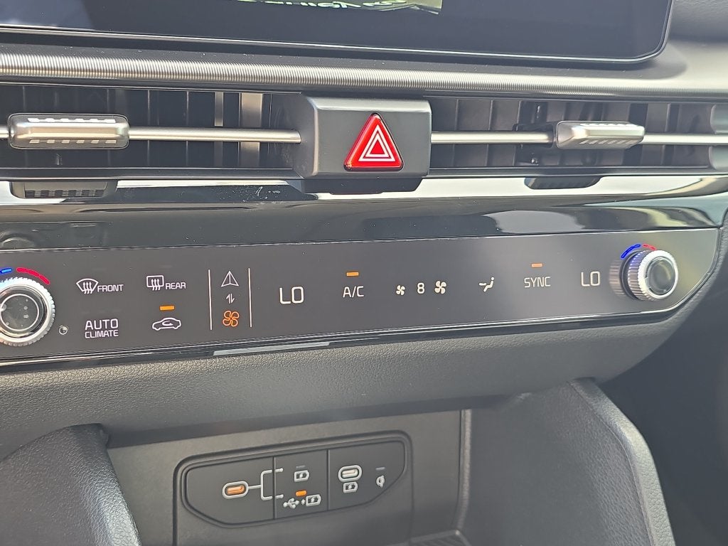 2027 Kia Sportage EX