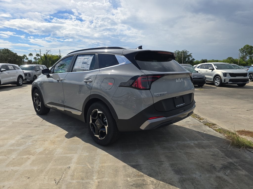 2027 Kia Sportage EX