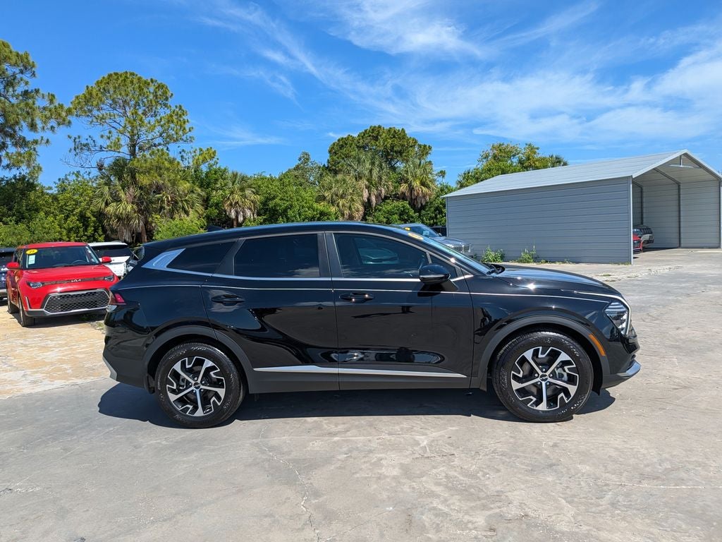 2025 Kia Sportage EX