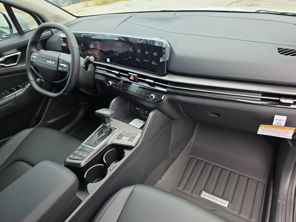 2027 Kia Sportage EX
