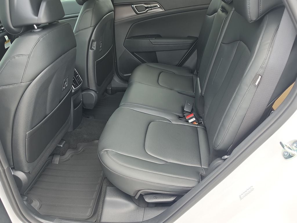 2027 Kia Sportage EX
