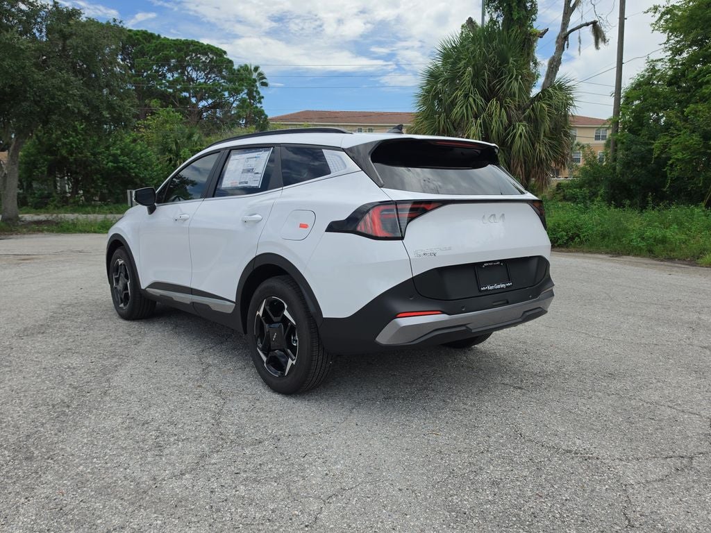 2027 Kia Sportage EX