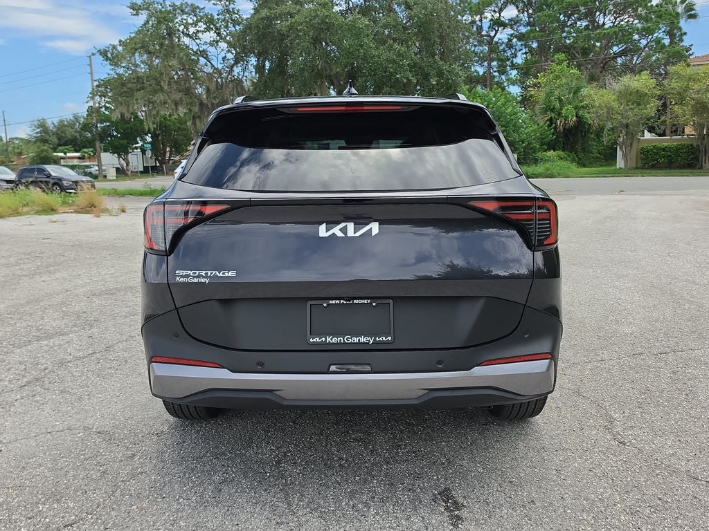 2027 Kia Sportage EX