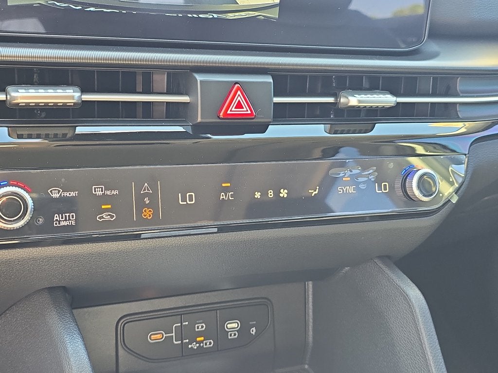2027 Kia Sportage EX