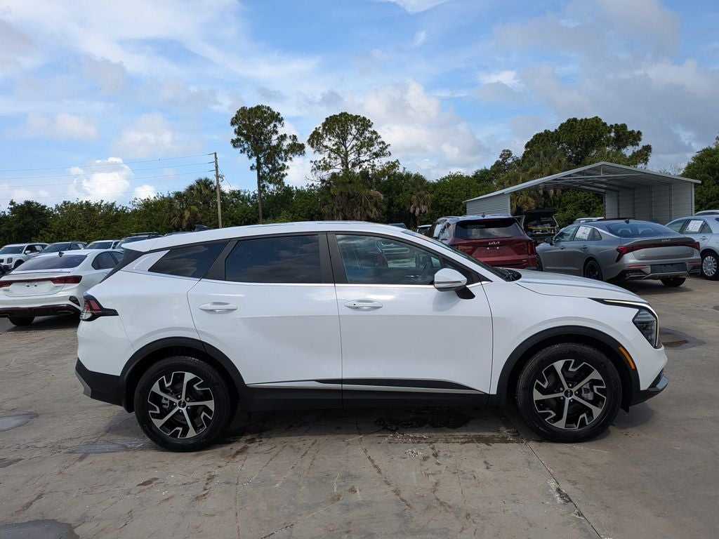 2024 Kia Sportage EX